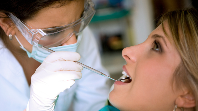 emergency dentist Newtown